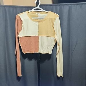 Full tilt, long sleeve crop top. sizw xxl